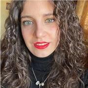 Laureata in CTF, con 10 anni di esperienza aiuto i ragazzi di scuola media e superiori con i compiti.